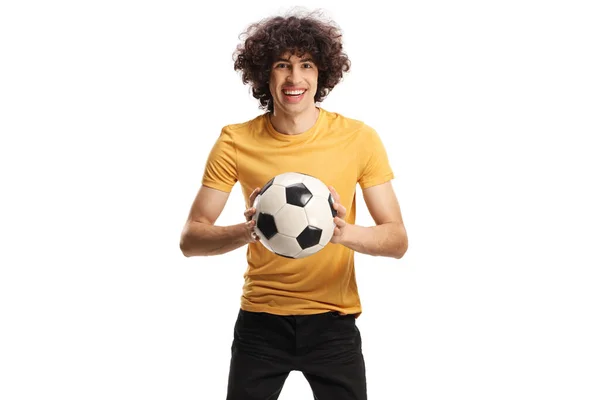 Jonge Gepassioneerde Voetbal Fan Met Een Bal Glimlachen Camera Geïsoleerd — Stockfoto