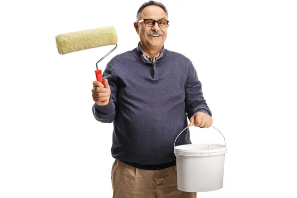 Smiling Mature Man Holding Paint Roller Bucket Isolated White Background — Stock Photo, Image