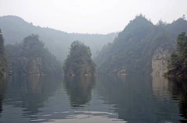 Zhangjiajie National Forest Park Hunan Province China Baofeng Lake Misty — Stockfoto