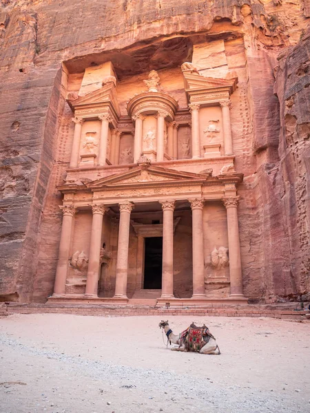 Khazneh Skarb Jedna Najbardziej Rozbudowanych Świątyń Starożytnym Mieście Petra Jordania — Zdjęcie stockowe