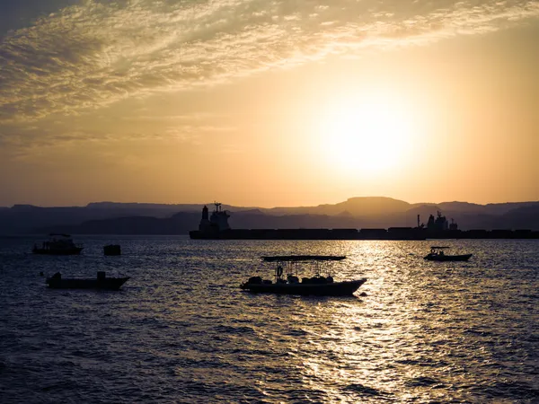 Сценічний Вид Захід Сонця Порту Акаба Йорданія Захід Сонця Червоному — стокове фото