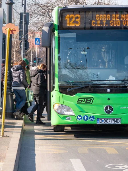 Бухарест Румунія 2022 Автобуси Нового Мерседесу Належать Bucharest Transit Corporation — стокове фото