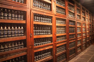 eski madeira şarap şişe