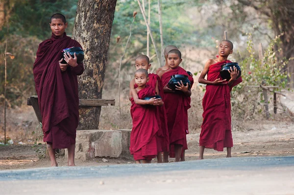 Keşişler bagan dan
