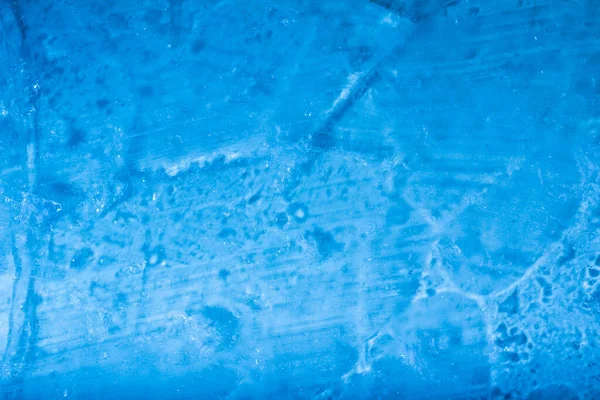 蓝色色调冰冻透明冰面纹理照片 — 图库照片