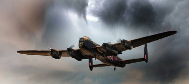 Model Lancaster bombacısı Dambusters uçağı olarak uçuyor ve yapılandırılıyor. Yerel uzaktan kumandalı uçuş modeli kulübü.