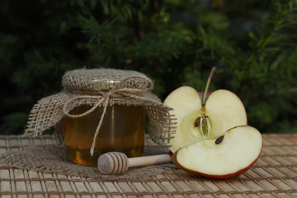 Red Fresh Apples Honey Wooden Background —  Fotos de Stock