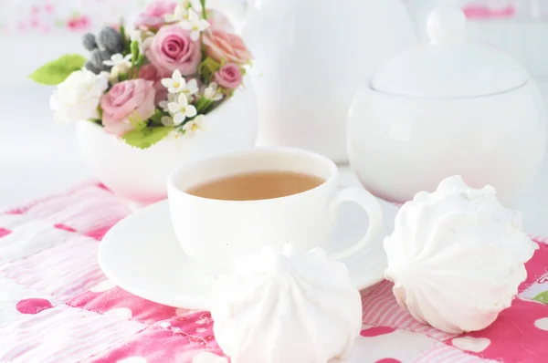 Zephyr en kopje thee — Stockfoto