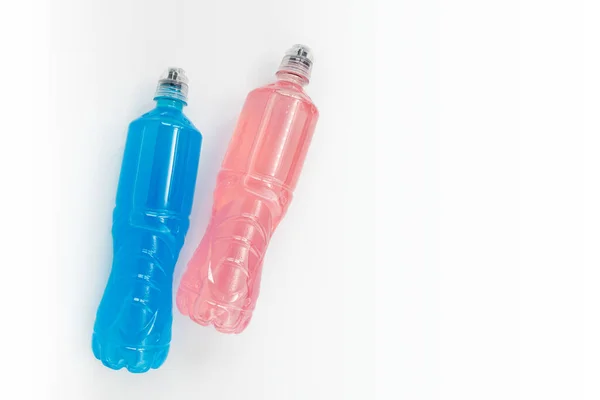 Bevanda Energetica Isotonica Bottiglia Con Liquido Trasparente Blu Rosa Bevanda — Foto Stock