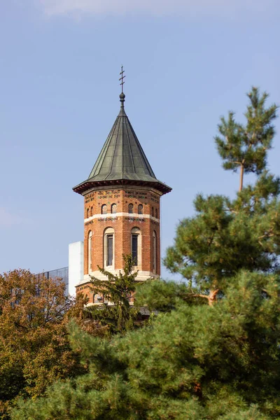 Turm Aus Rotem Backstein Einem Park — Stockfoto