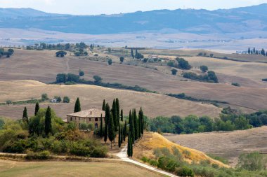 Val d 'Orcia (SI), İtalya - 05 Ağustos 2021: Orcia, Tuscany, İtalya