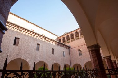 Ascanio (SI), İtalya - 15 Ağustos 2021: Monteoliveto Maggiore Abbey in inside, Asciano, Siena, Toskana, İtalya