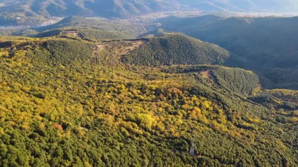 Letecká Scéna Dronem Podzimní Krajiny Santuari Del Far Selva Girona — Stock video