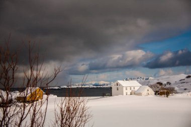 Lofoten Adaları 'nda kış, Kuzey, Norveç.