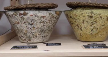 self servis organik gıdalar. Çevre dostu sıfır atık dükkanı. Küçük yerel işletme 4K UHD