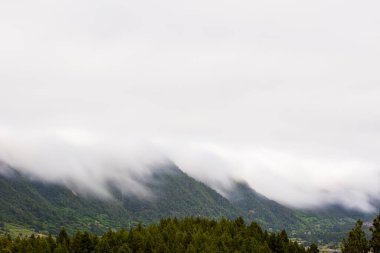 Caldera De Taburiente 'de bulutlar, La Palma Adası, Kanarya Adaları, İspanya