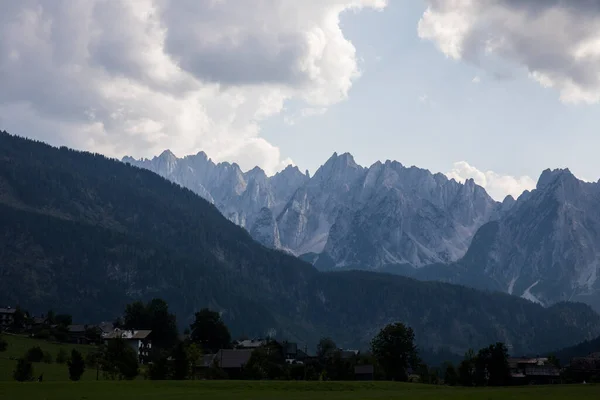 奥地利北部阿尔卑斯山的夏日落山 — 图库照片