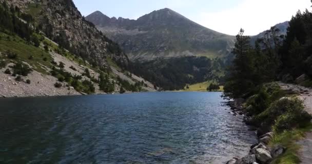 Paisagem Verão Lago Aiguestortes Parque Nacional Sant Maurici Espanha — Vídeo de Stock