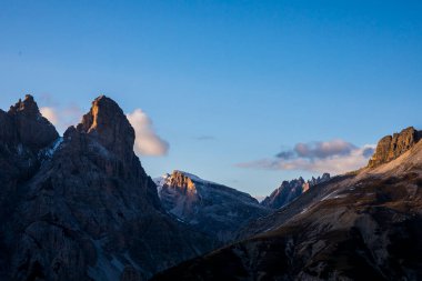 Tre Cime Di Lavaredo 'da gün batımı, Dolomitler, Alpler, Kuzey İtalya