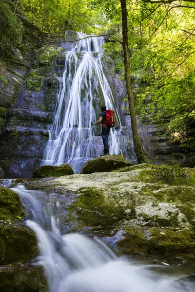 Primavera Gorg Olla Cachoeira Garrotxa Girona Espanha — Fotografia de Stock