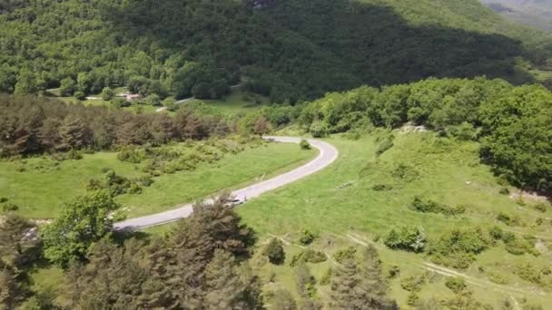 Escena Aérea Con Dron Del Paisaje Primaveral Garrotxa Girona España — Vídeos de Stock