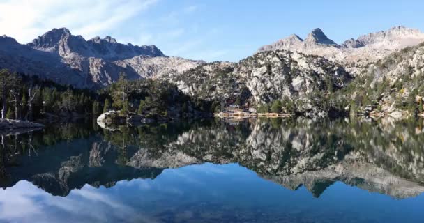 Summer Landscape Young Woman Aiguestortes Sant Maurici National Park Spain — Stock Video