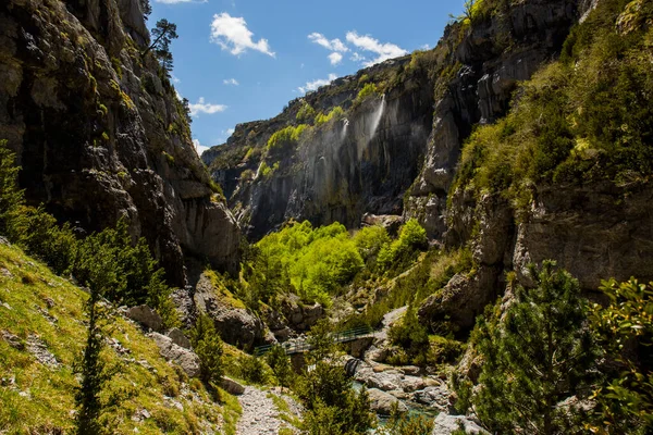 Bielsa山 アラゴン州 ピレネー山脈 スペイン北部の春の風景 ヨーロッパ — ストック写真