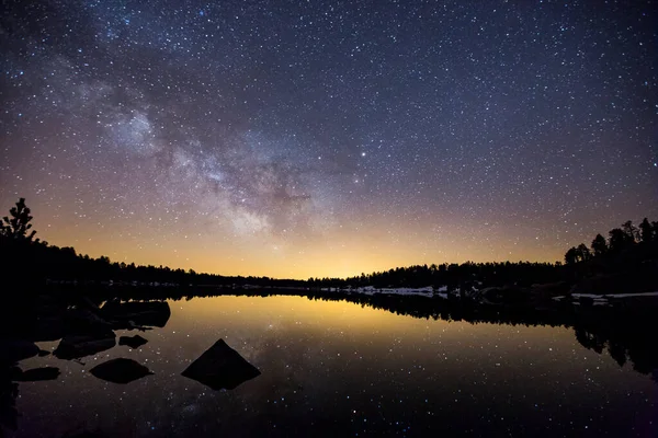 Voie Lactée Printanière Dans Lac Malniu Cerdanya Pyrénées Catalogne Espagne — Photo