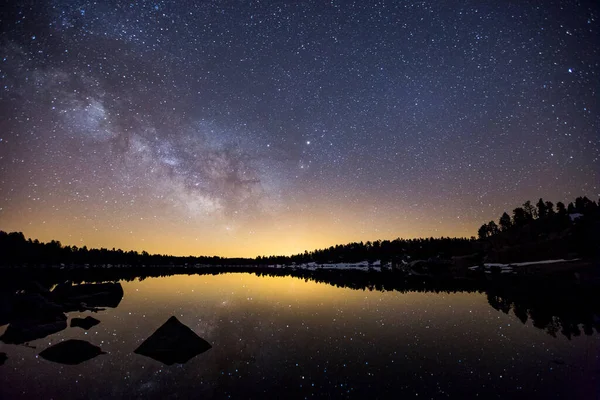 Voie Lactée Printanière Dans Lac Malniu Cerdanya Pyrénées Catalogne Espagne — Photo