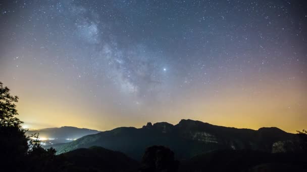 Tempo Limite Láctea Puigsacalm Peak Garrotxa Espanha — Vídeo de Stock