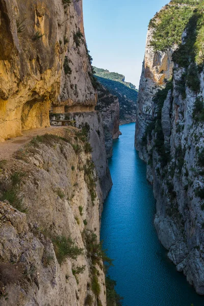 Congost De Montrebei 'de yaz manzarası, Montsec, İspanya.