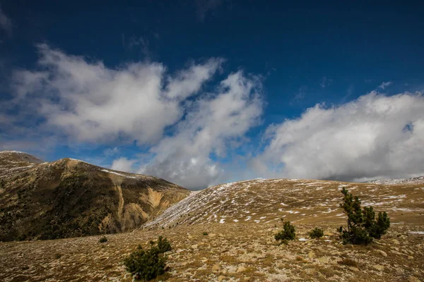 バルター山脈 ピレネー山脈 スペインの冬の風景 — ストック写真