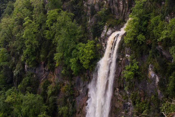 Frühlingssonnenuntergang Salt Coromina Wasserfall Garrotxa Spanien — Stockfoto