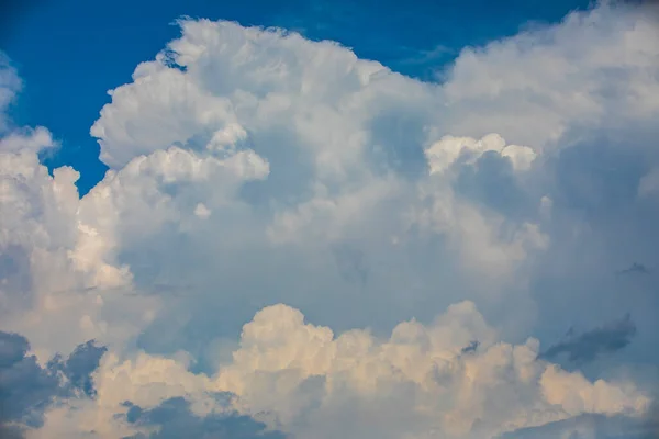 Cumulonimbus Nas Montanhas Bergueda Barcelona Norte Espanha — Fotografia de Stock