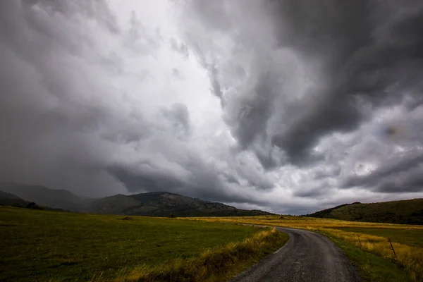 Sonnenuntergang Und Dramatische Wolken Cerdanya Pyrenäen Spanien — Stockfoto