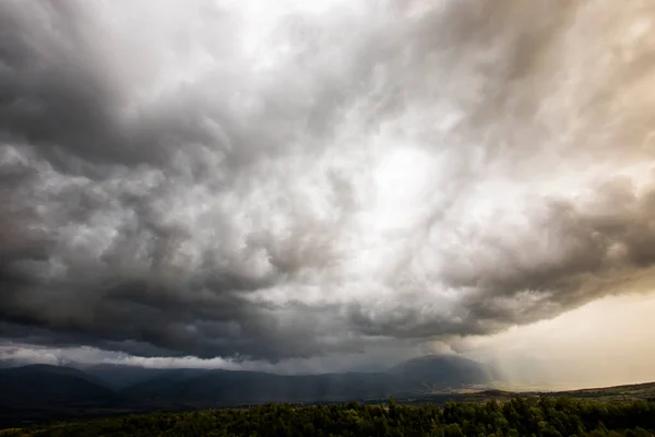 Sonnenuntergang Und Dramatische Wolken Cerdanya Pyrenäen Spanien — Stockfoto