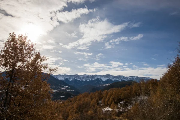 Young Hiker Girl Enjoying Querforadat Cerdanya Pyrenees Spain — Fotografia de Stock