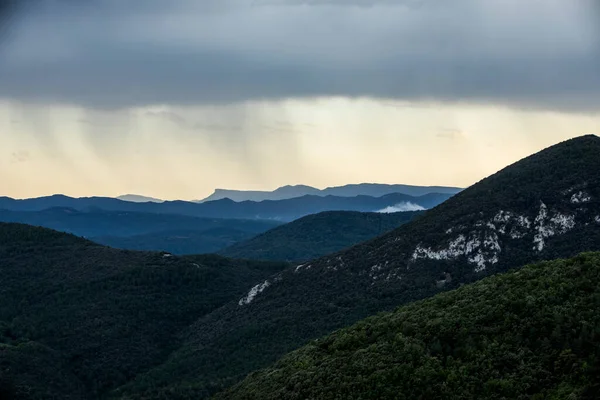 Zachód Słońca Dramatyczne Chmury Garrotxa Hiszpania — Zdjęcie stockowe