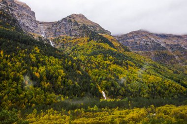 Sonbahar Ordesa ve Monte Perdido Ulusal Parkı, İspanya