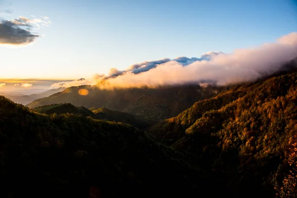 Φθινοπωρινή Ανατολή Στην Κορυφή Puigsacalm Garrotxa Βόρεια Ισπανία — Φωτογραφία Αρχείου