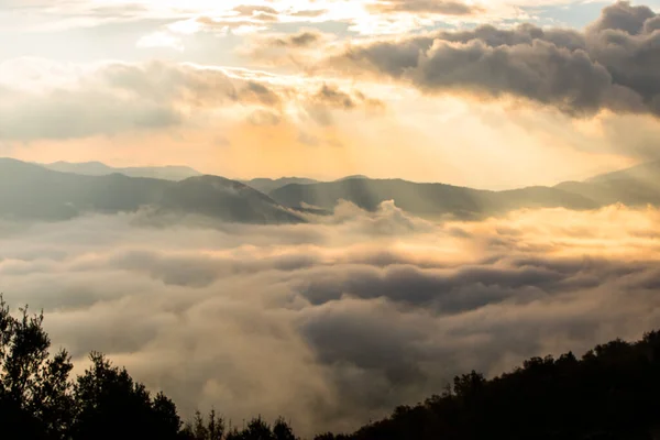 Outono Nascer Sol Puigsacalm Pico Garrotxa Norte Espanha — Fotografia de Stock