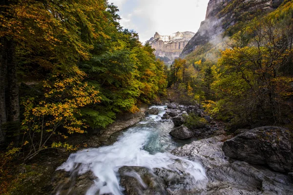 Φθινόπωρο Στο Εθνικό Πάρκο Ordesa Και Monte Perdido Ισπανία — Φωτογραφία Αρχείου