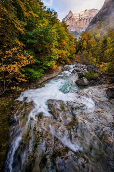 Φθινόπωρο Στο Εθνικό Πάρκο Ordesa Και Monte Perdido Ισπανία — Φωτογραφία Αρχείου