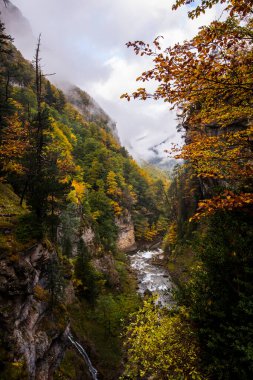 Sonbahar Ordesa ve Monte Perdido Ulusal Parkı, İspanya