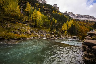 Sonbahar Ordesa ve Monte Perdido Ulusal Parkı, İspanya