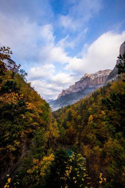 Sonbahar Ordesa ve Monte Perdido Ulusal Parkı, İspanya