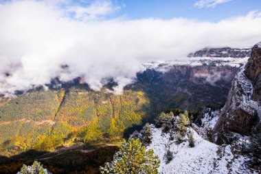 Sonbahar Ordesa ve Monte Perdido Ulusal Parkı, İspanya