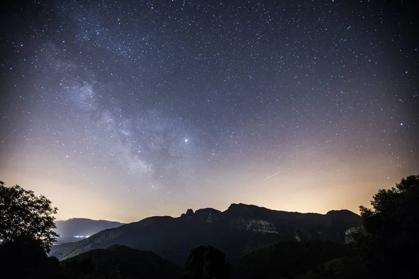 Milky Way Puigsacalm Peak Garrotxa Girona Spain — Foto de Stock