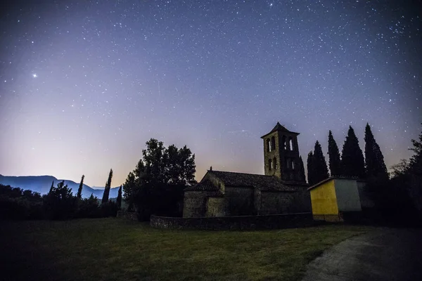 Voie Lactée Dans Église Sant Marti Capsec Garrotxa Gérone Espagne — Photo