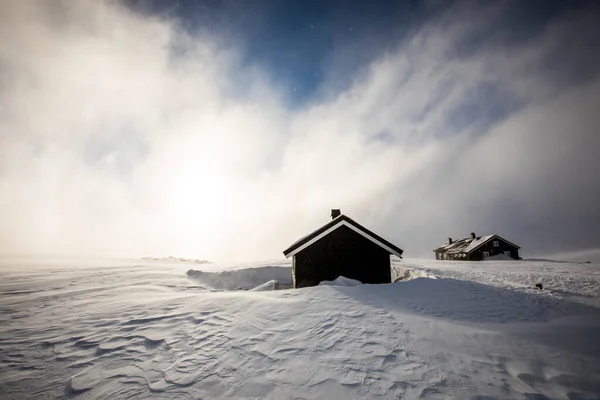 Сильный Зимний Ветер Хижине Рейнхайма Национальный Парк Доврефьель Южная Норвегия — стоковое фото